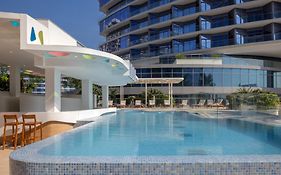 Hilton The Creek Dubai 5*